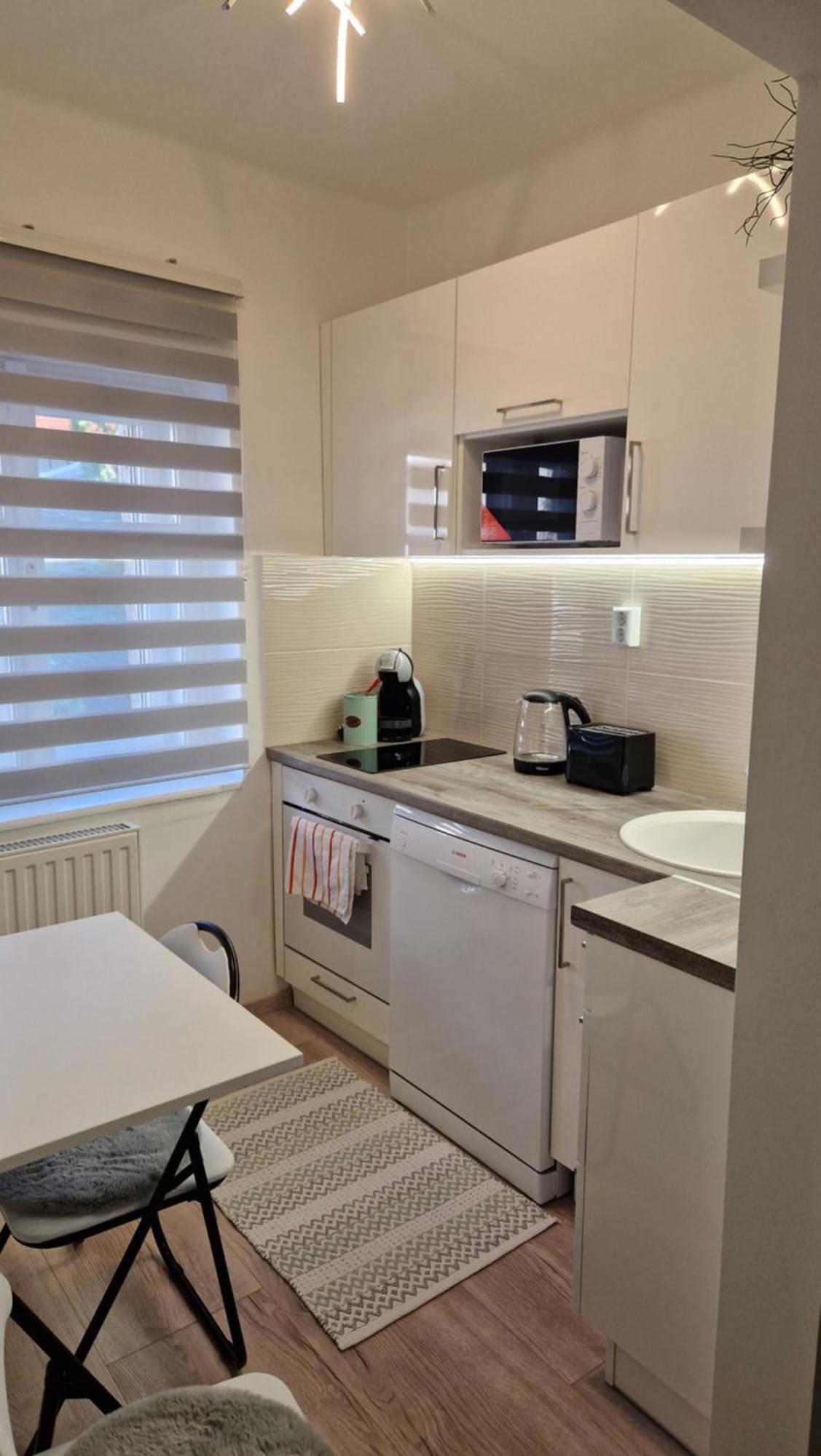 Anida Holiday Home Шопрон Экстерьер фото
